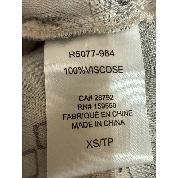 Renuar Women's Brown Tan Geometric Print Long Sleeve Button Down Shirt Top Sz XS - Picture 5 of 5